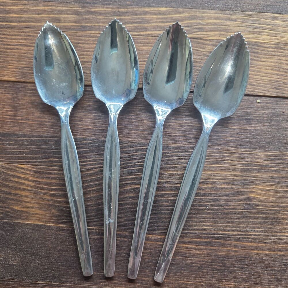 Vintage Wm Rogers Grapefruit Citrus Spoons Set of 4 Stainless USA MCM